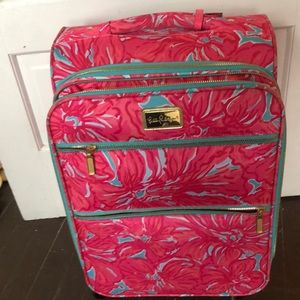 Iilly Pulitzer suitcase